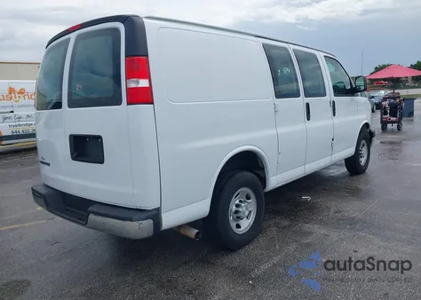 2021 Chevrolet Express Cargo Rwd 2500 Regular Wheelbase Wt z USA, uszkodzony, nr VIN 1GCWGAFP1M1244868